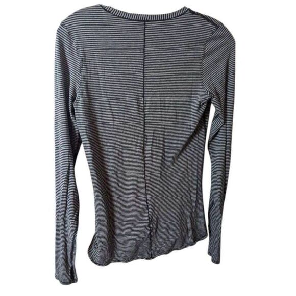 LULULEMON ATHLETICA Yogini 5 Year Long Sleeve Size 4 - Picture 5 of 5